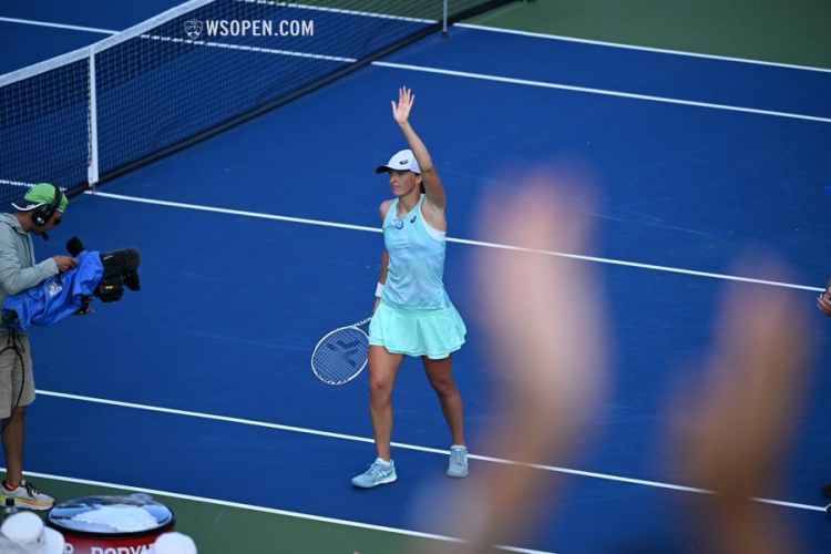 坚决抵抗 坚决抵抗