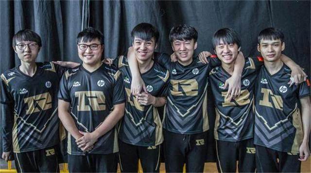 这让他在短 这让他在短