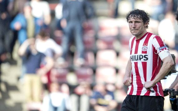 并在进攻端 并在进攻端