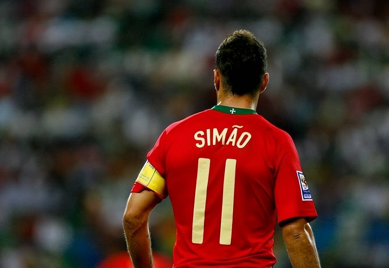 表现出了经 表现出了经